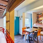 Hotelf1 Sur Orge Hotel
