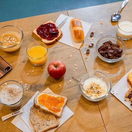 Hotelf1 Sur Orge מלון Brétigny-sur-Orge