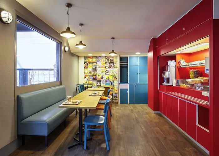 Hotell Hotelf1 Sur Orge