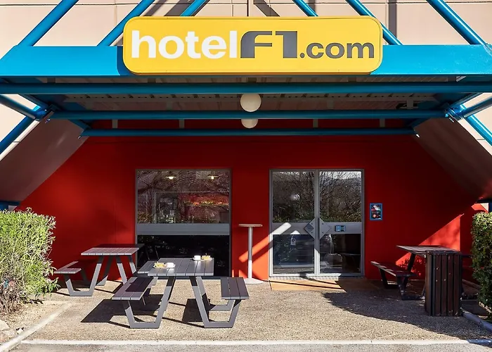 Hotelf1 Sur Orge Hotel