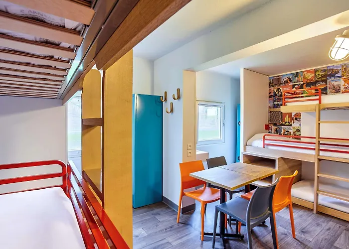 Hotelf1 Sur Orge Hotel 2*